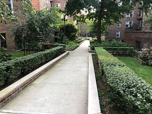 Rented by Keller Williams City Views Realty | media 7