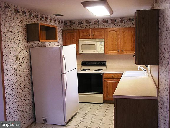 4th image of 1015 Opequon Ave