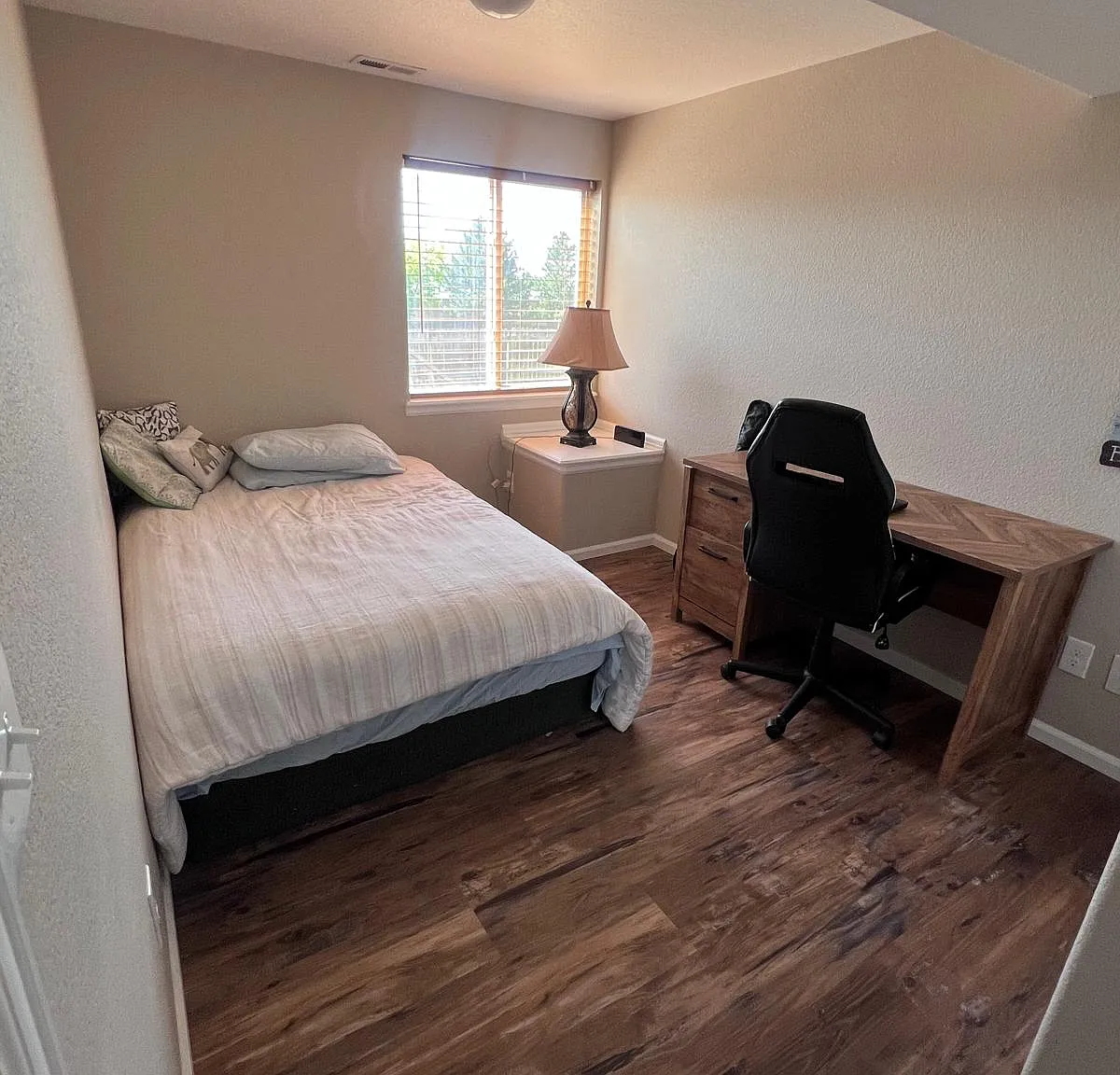 2 bed, 843 sqft, $2,000 — Photo 4