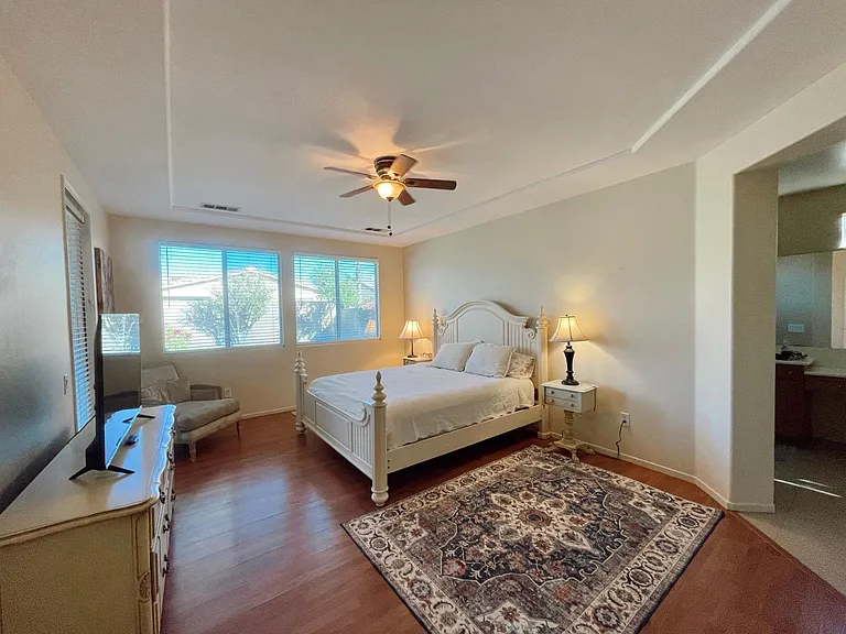 41527 Michelle Pl — Photo 18