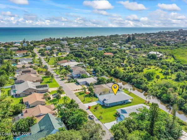 295 Atlantic Dr, Melbourne Beach, FL 32951