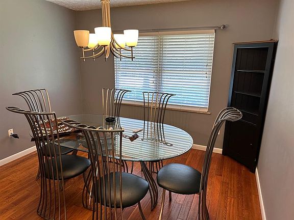 5th image of 3444 E Surrey Dr