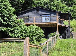 47 Laird St, Smithers, WV 25186