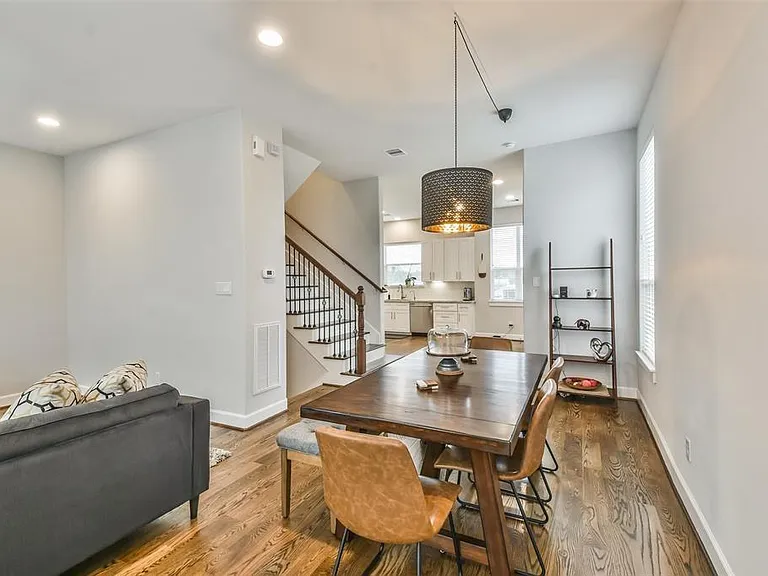 1815 Napa Creek Ln — Photo 12