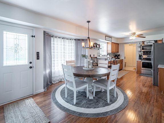 3rd image of 4988 Open Meadow Dr