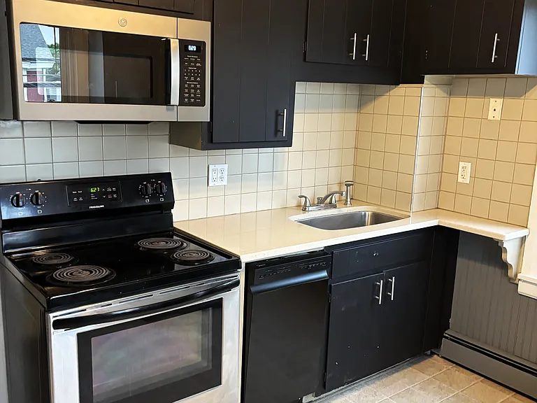 1212 E Philadelphia Ave #B — Photo 7