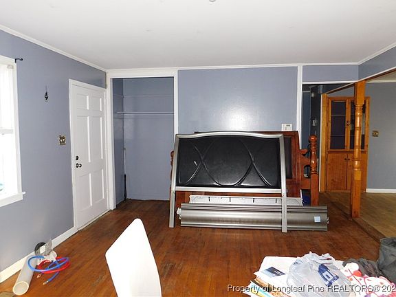 4th image of 1002 E 13th St