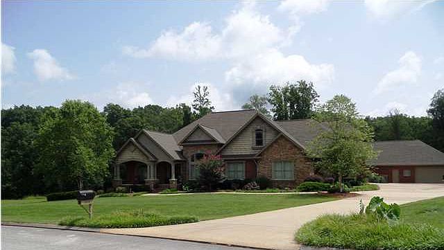 1st image of 372 Sandstone Creek Dr