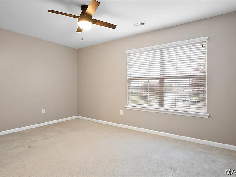7026 Conner Pointe Dr — Photo 19