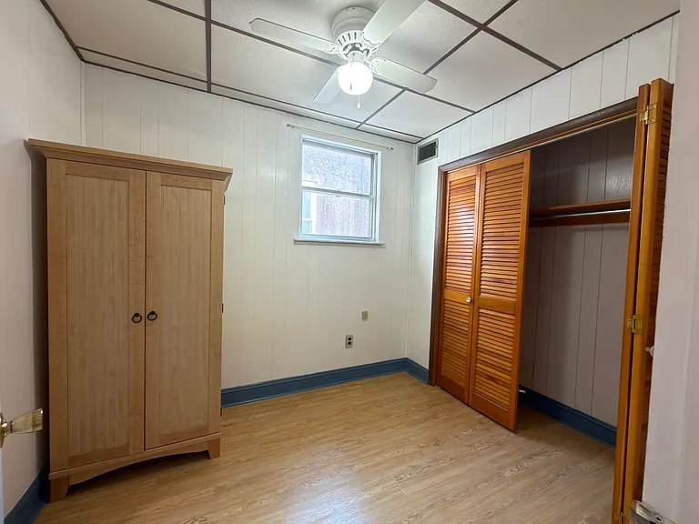 2522 S 8th St — Photo 15