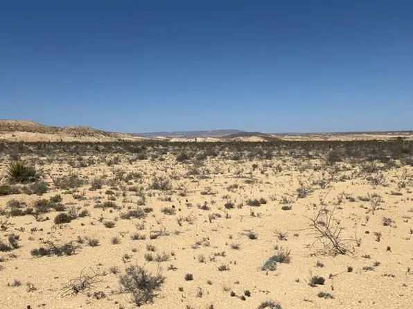 1800 La Luna Rd, Terlingua, TX 79852