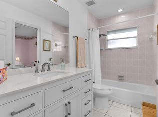 443 Dundee Ct, Naples, FL 34104