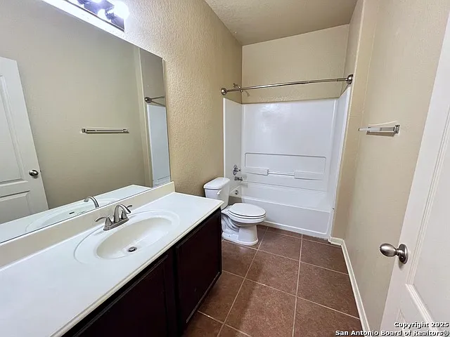 121 Krieg Dr — Photo 21