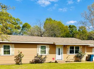 610 N White Oak Rd, White Oak, TX 75693
