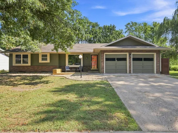 3112 Ranger Dr, Lawrence, KS 66049
