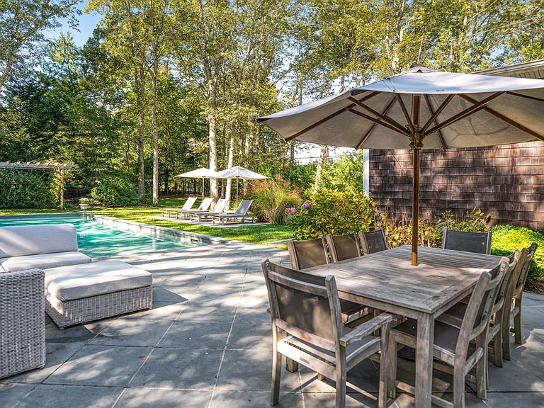 32 Gardiners Ln — Photo 17