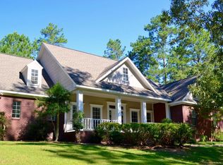 68 Quail Hollow Dr, Hattiesburg, MS 39402