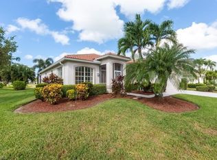 11059 Lakeland Cir, Fort Myers, FL 33913