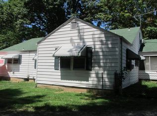 1960 E Seminole St, Springfield, MO 65804