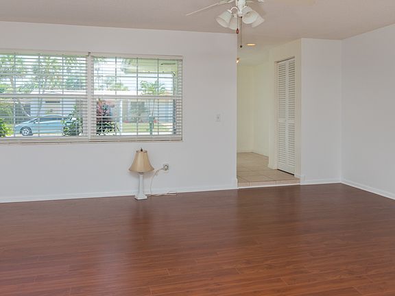 FORMAL DINING & LIVING ROOM