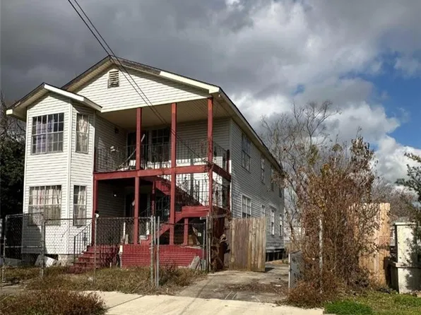 8837 Jeannette St, New Orleans, LA 70118