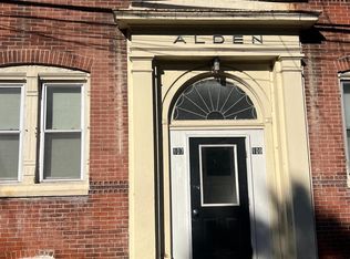 107 N York St FLOOR 3, Pottstown, PA 19464