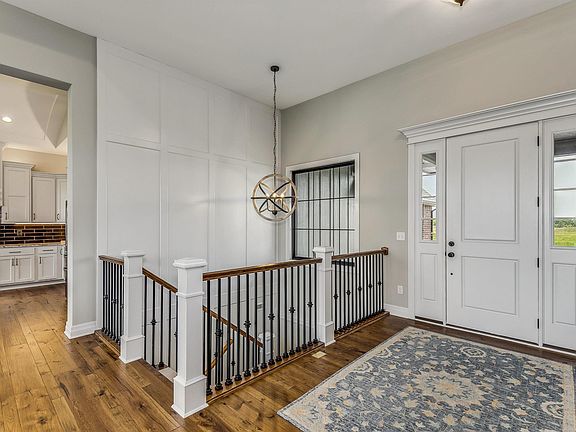 3rd image of 11415 E Fairfax St