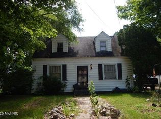 610 Keyes Dr, Parchment, MI 49004