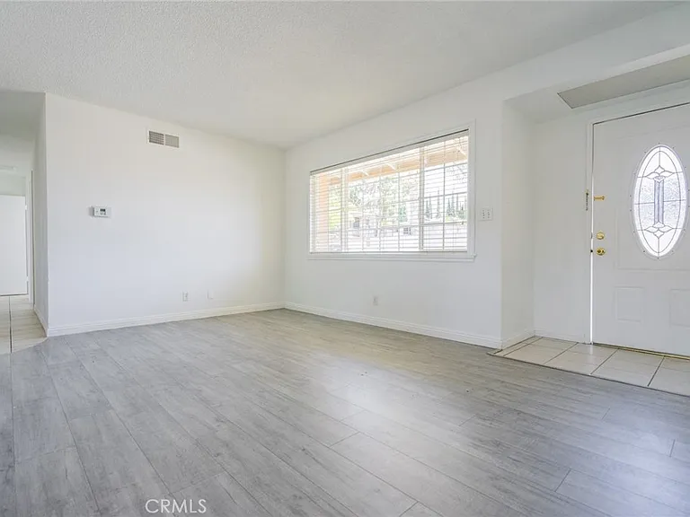 3521 1/4 Cogswell Rd — Photo 4