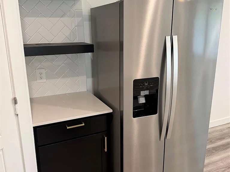 3225 Creston Gate Dr — Photo 3