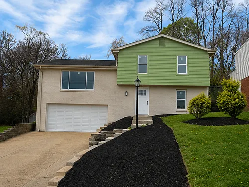 100 Skyvue Dr Photo 1