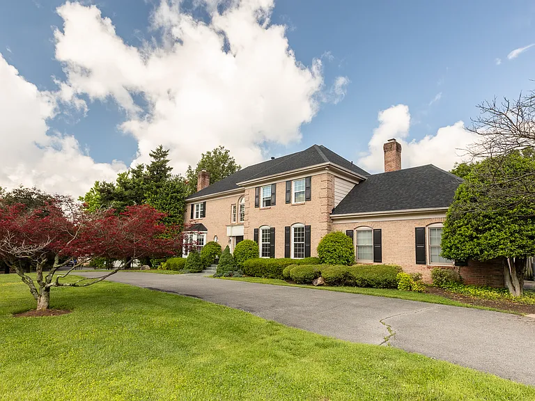 8809 Saunders Ln — Photo 75
