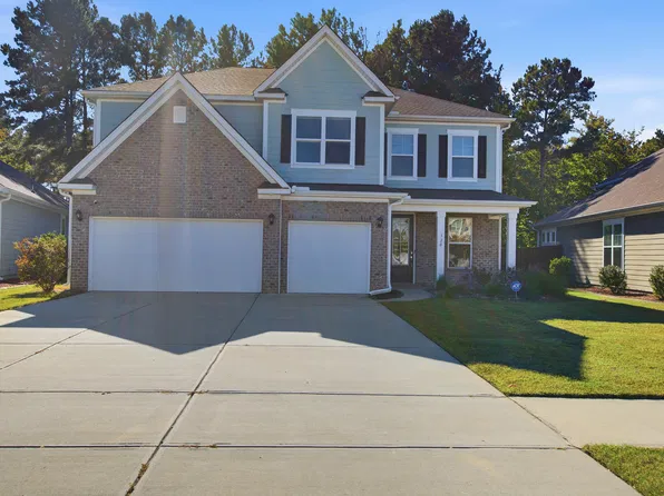 320 Long Pier St, Summerville, SC 29486