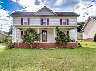 209 W Spring St, Oliver Springs, TN 37840