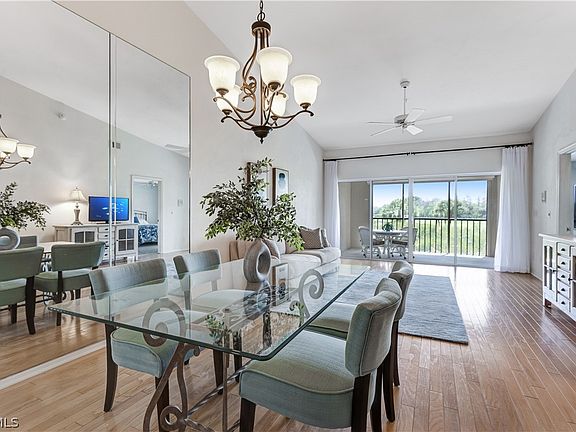 5th image of 4121 Sawgrass Point Dr APT 204