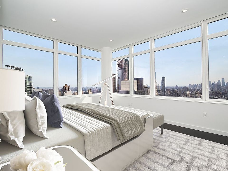 1st image of 42 W 33rd St APT 14F