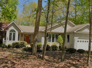 17 Oak Grove Rd, Palmyra, VA 22963