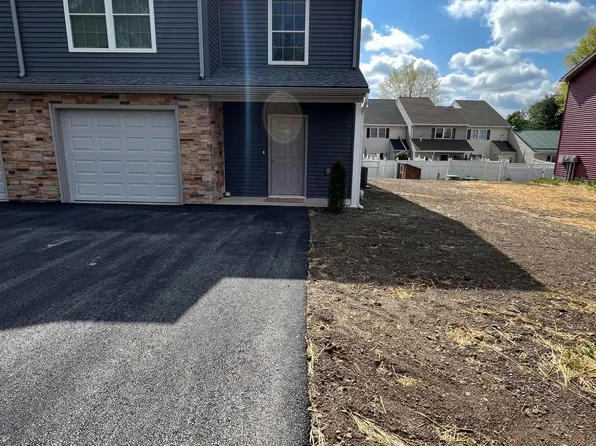 7 N Chestnut St #A, Selinsgrove, PA 17870