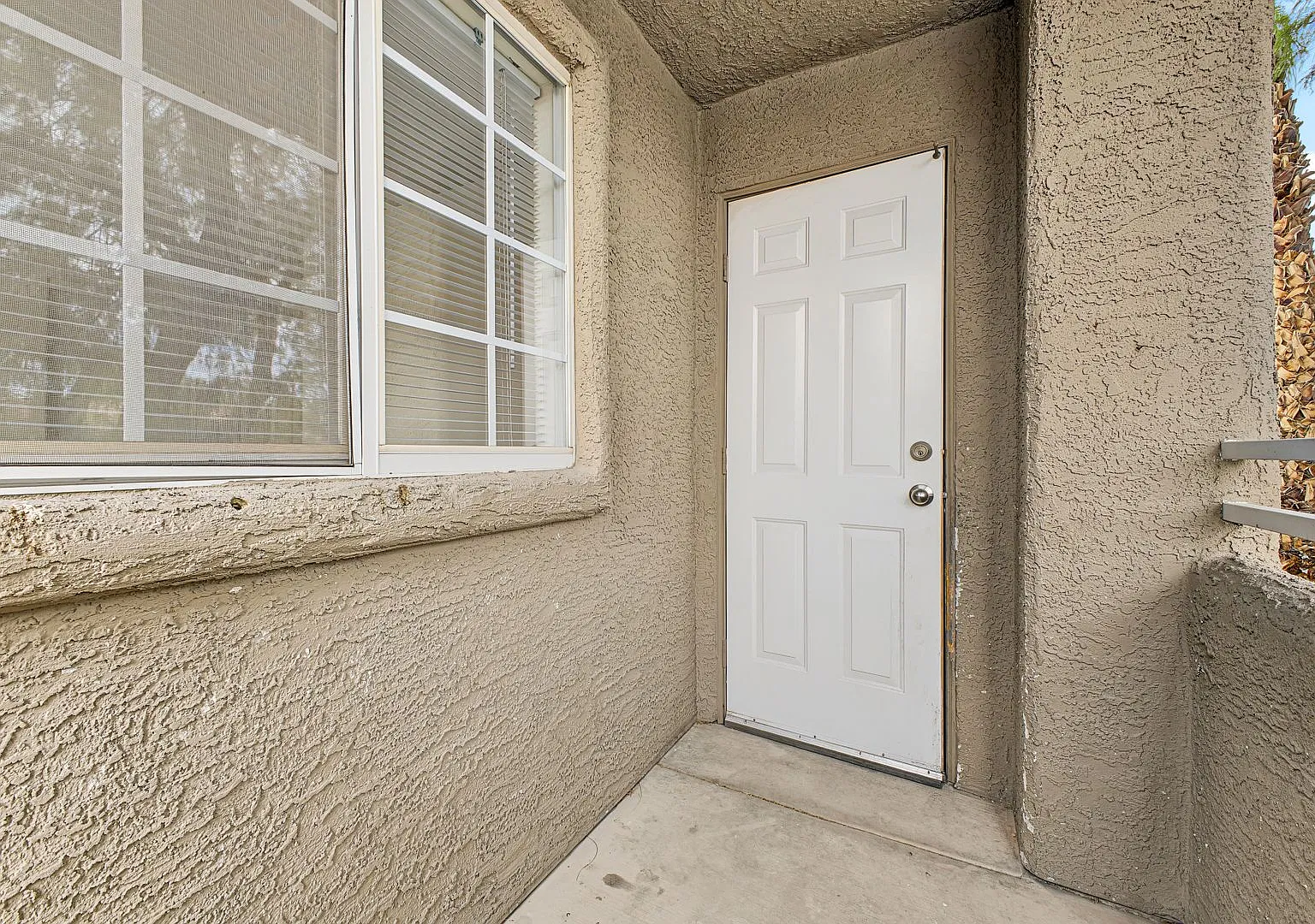 *2 Weeks Free Rent For Qualified Applicants With Immediate Move In Hcvp Considered**Gated Pool Co... — Photo 2