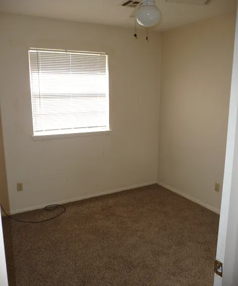 515 SW 69th St — Photo 13