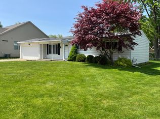 3060 Rockhaven Ave, Rochester Hills, MI 48309