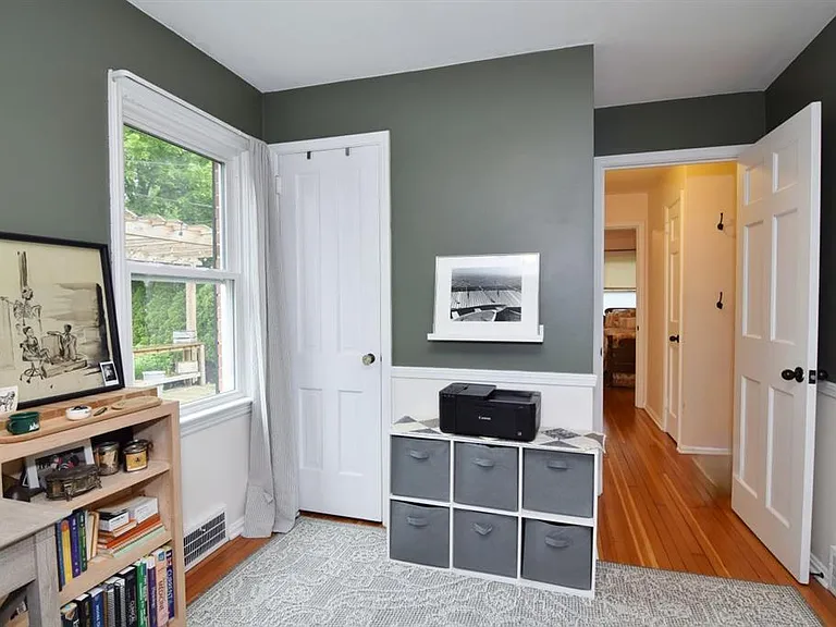 2658 Canterbury Rd — Photo 8
