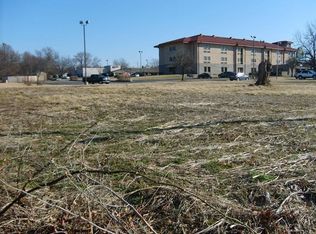 506 W Edgewood St, Springfield, MO 65807