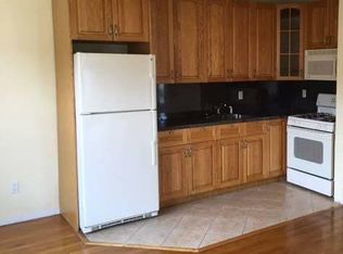 24543 149th Ave #2, Rosedale, NY 11422