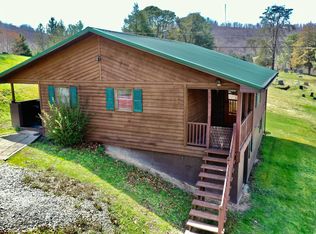 230 S Franklin Ave, Sutton, WV 26601