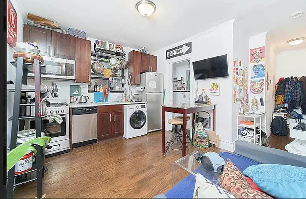 Rented by LivingNY | media 2