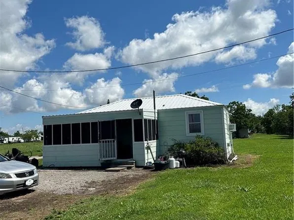 36671 Highway 11 Dr, Buras, LA 70041