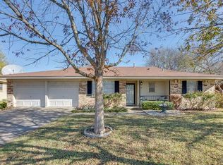 610 Hill City Dr, Duncanville, TX 75116