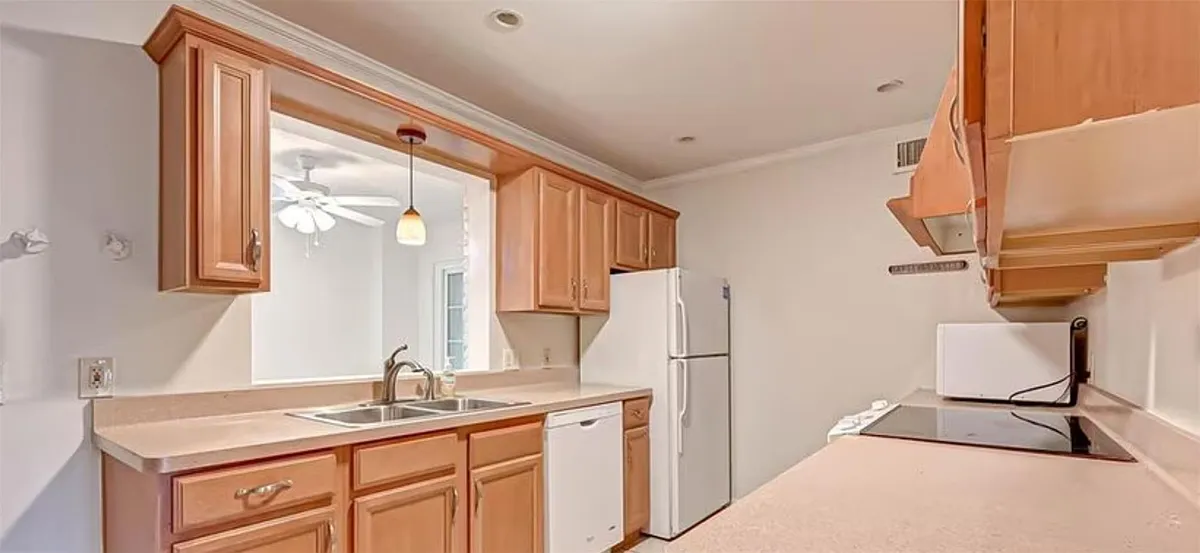Building Photo - 6315 Crab Orchard Rd #9