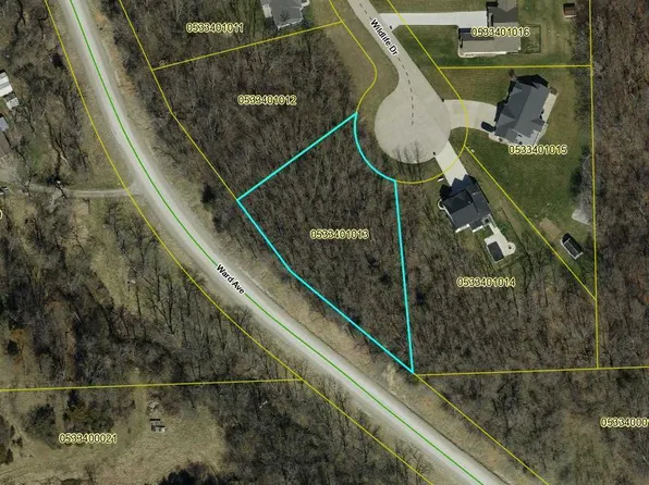 1544 Wildlife Dr, Blue Grass, IA 52726